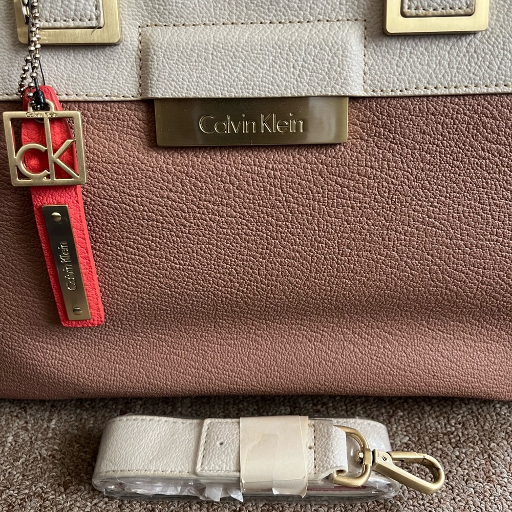 Calvin Klein Tan and Cream Satchel with Structured Design - Picture 8 of 16